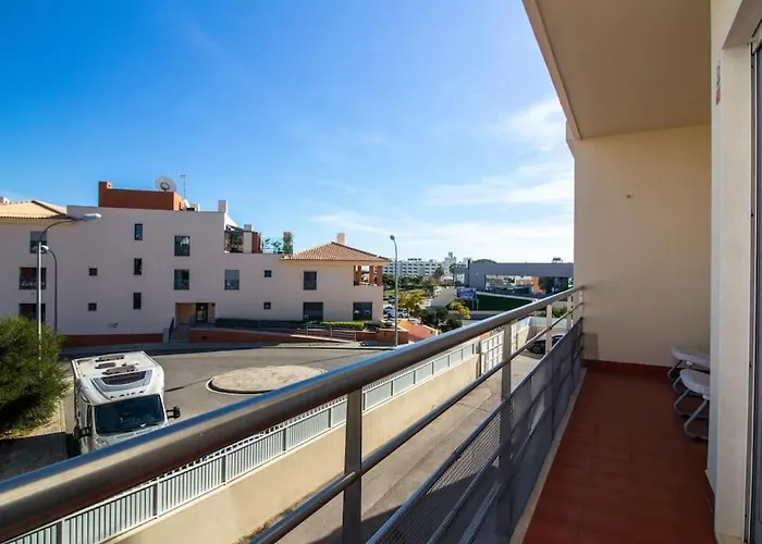 Globe 33 By Ici Algarve 아파트